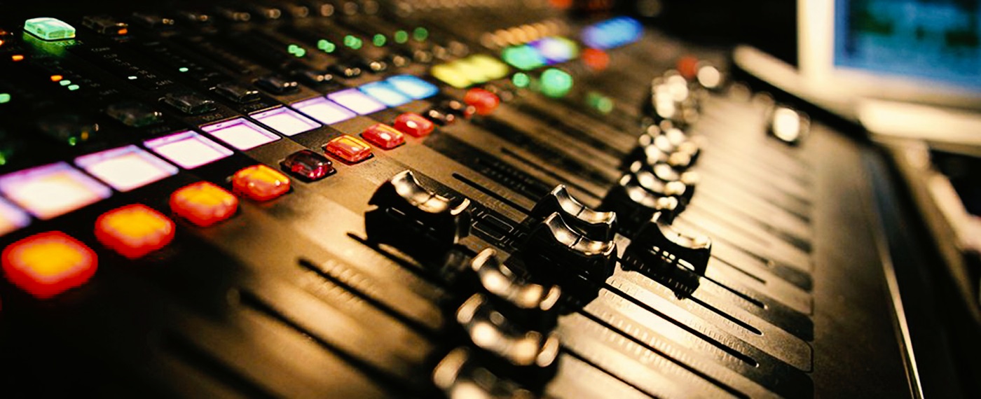 Mixing Console